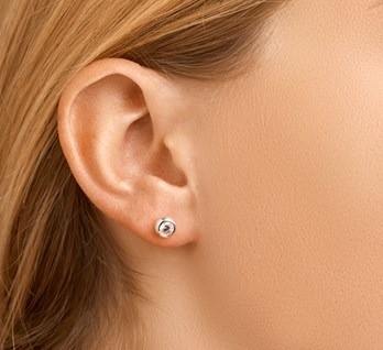 Zilveren oorbellen zirkonia 6 mm rond