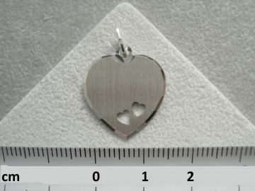 Zilveren graveerplaatje 18mm hartjes