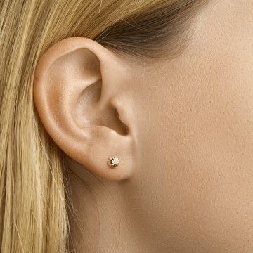 Gouden dames oorbellen 5mm knopjes - half bol