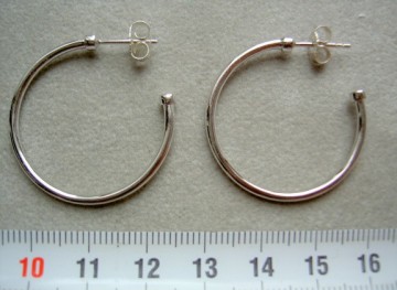 Zilveren creolen 30 mm (stekertjes)