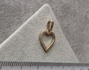 Gouden hartje hanger 11.5mm