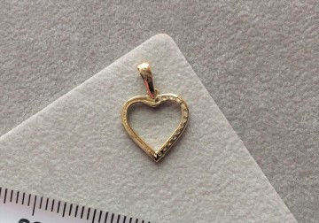 Gouden hartje hanger 11.5mm