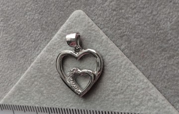 Zilveren hanger 2 hartjes met zirkonia's