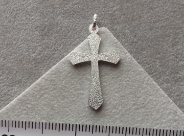 Zilveren kruisje hanger 24 mm