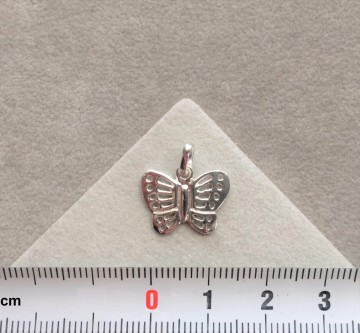 Zilveren vlinder hanger (15 mm)