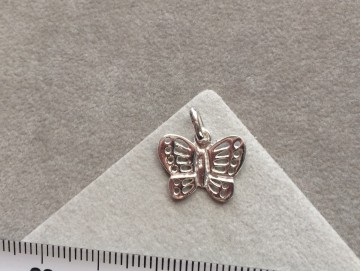 Zilveren vlinder hanger (15 mm) achterkant