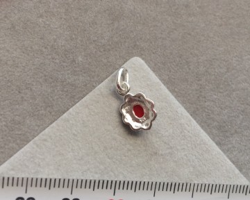 Zilveren lieveheersbeestje hanger