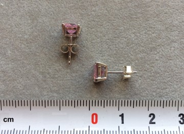 Zilveren oorbellen 6mm zirkonia roze