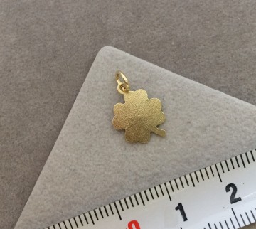 Gouden klavertje 10mm hanger