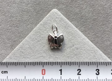 Zilveren vlinder 9mm hangertje / bedeltje