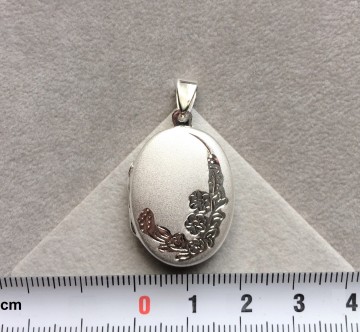 Zilveren medaillon bloemen 26mm