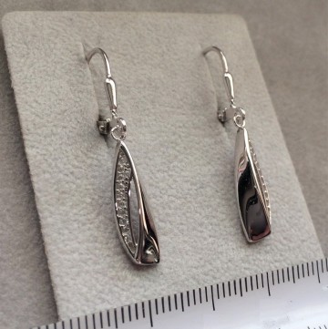 Zilveren dames oorbellen hangertjes brisur