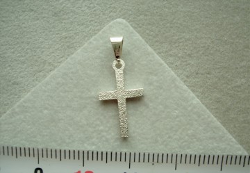 Zilveren kruisje 15 mm hanger