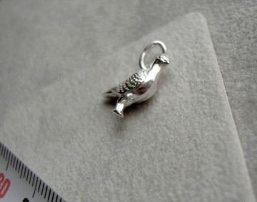 Zilveren duif / postduif / vogel hanger (klein)