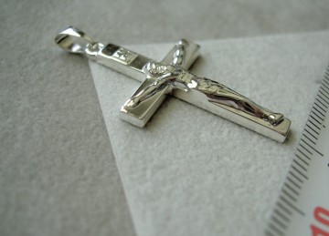 Zilveren kruis + corpus 31mm heren hanger