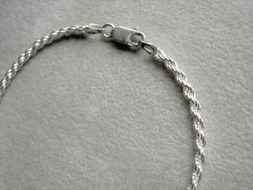 Zilveren dames armbandje 19 cm - 2.5 mm Koord schakel