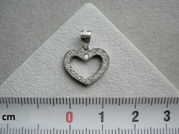 Zilveren hanger hart met zirkonia's