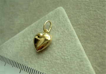 Gouden hartje 8.5 mm hanger