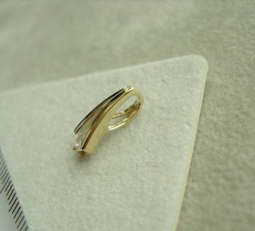 Bicolor gouden dames hangertje met zirkonia