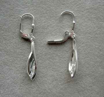 Zilveren oorbellen hangertjes klassiek lang