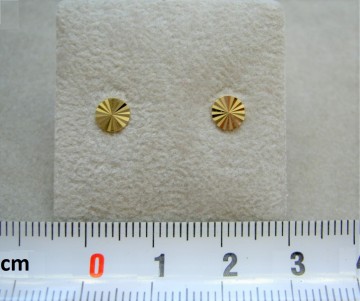 Gouden oorbellen 5mm rond / plat