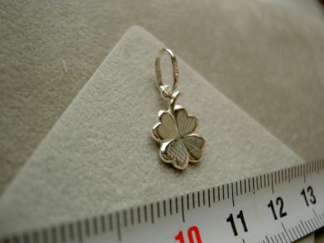 Zilveren klavertje vier hanger