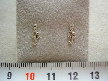 Zilveren muzieksleutel oorbellen