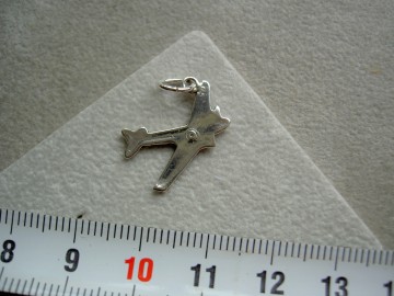 Zilveren vliegtuig hanger