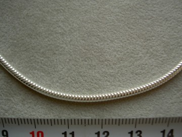 Slang halsketting 2.4 mm