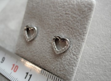 Zilveren hartjes oorbellen steentjes