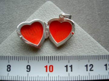 Zilver hart 15mm met hartje zirkonia medaillon