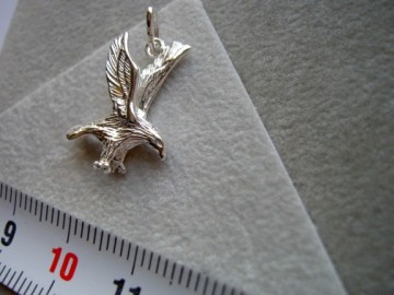 Zilveren adelaar hanger