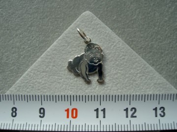 Zilveren baby kruipend hangertje