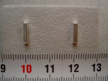 Zilveren oorbellen balkjes 8 mm