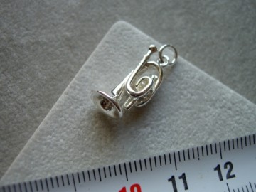 Zilveren Cornet hanger