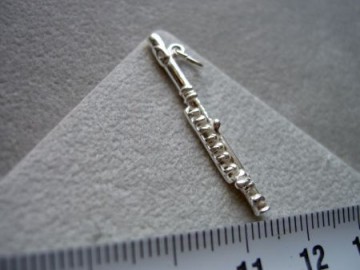 Zilveren dwarsfluit hanger