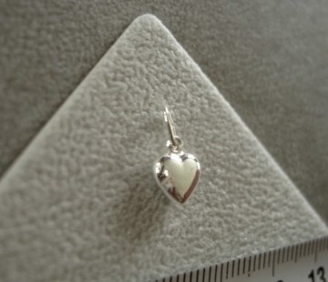 Zilveren hartje 6.5 mm bollend hangertje