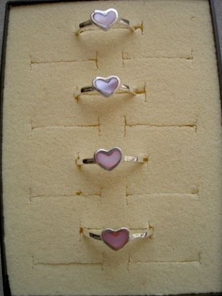 Zilveren hartje kinderring met roze parelmoer