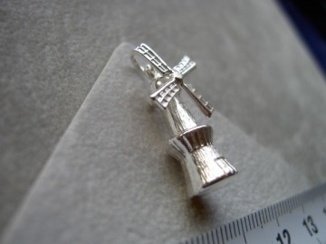 Zilveren molen stellingmolen hanger