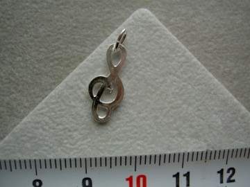 Zilveren muzieksleutel hanger