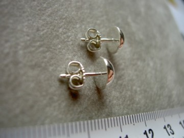 Zilveren oorbellen 8mm half rond