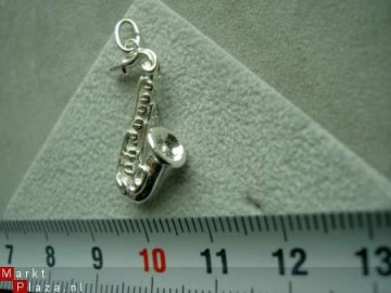 Zilveren Saxofoon hanger