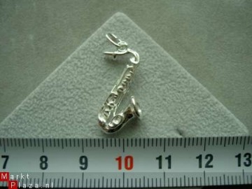 Zilveren Saxofoon hanger
