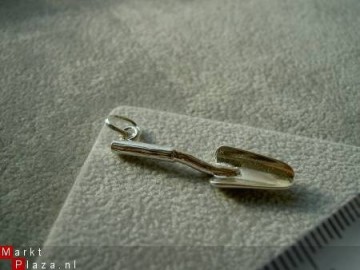 Zilveren schepje tuinschepje hanger