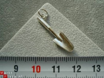 Zilveren schepje tuinschepje hanger