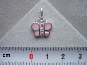 Zilveren vlinder hanger roze parelmoer
