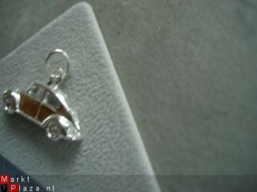 Zilveren VW kever auto hanger plat