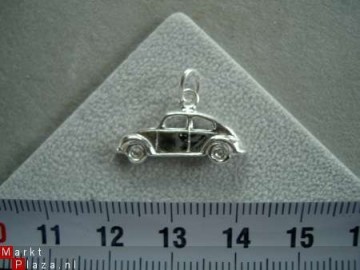 Zilveren VW kever auto hanger plat