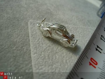 Zilveren VW kever auto hanger 3d