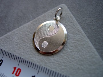 Zilveren Yin Yang (16 mm) hanger